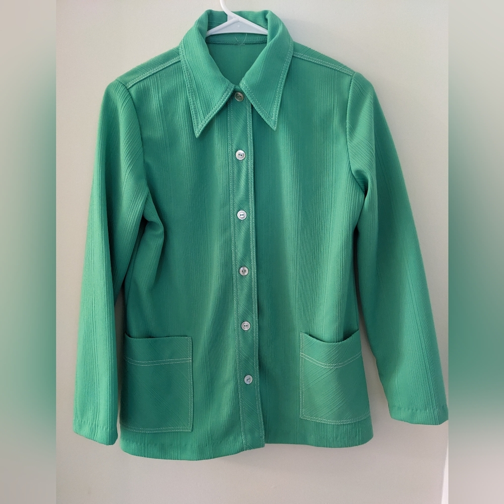1970's pointed collar green button up